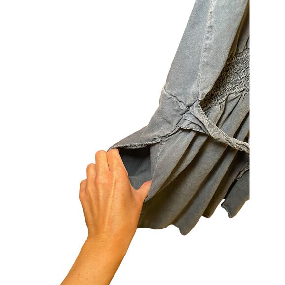 Cloth & Stone Anthropologie Women Large Romper Grey‎ Blue Washed Denim Sleevless - Picture 5 of 7